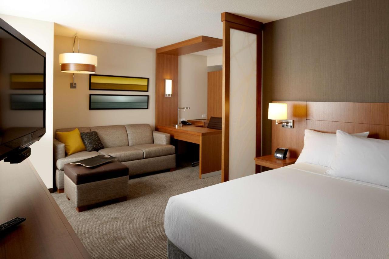 Hyatt Place Indianapolis Hotel Fishers