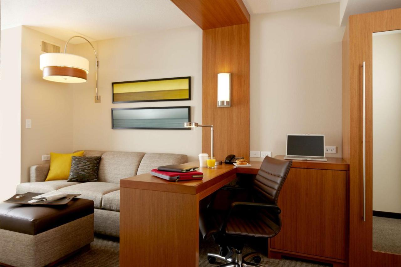 Hyatt Place Indianapolis Hotel